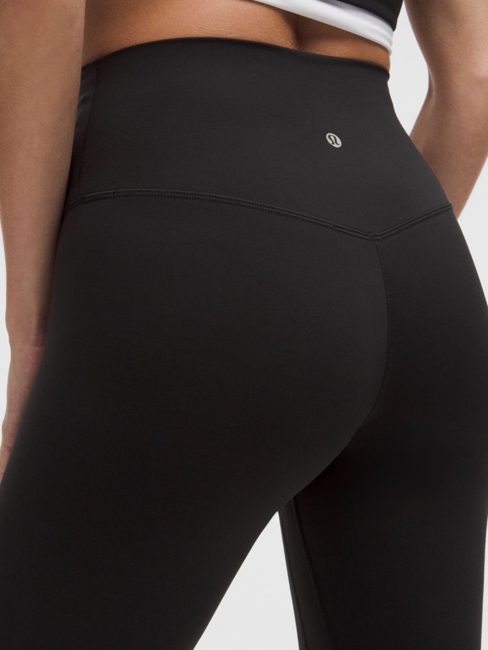 NWT lululemon Align No Line™ High-Rise
Pant 25" Black Size: 6 - Picture 4 of 5